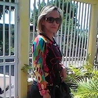 Reina Angulo Photo 2