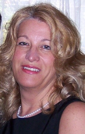 Laurie Morris Photo 30