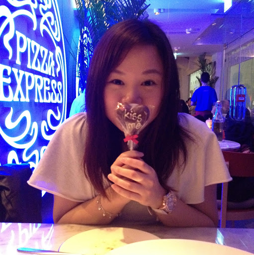 Rebecca Wu Photo 20