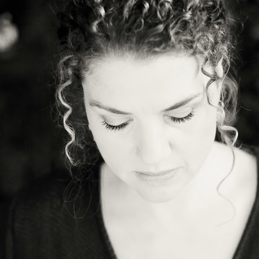 Louise Todd Photo 23