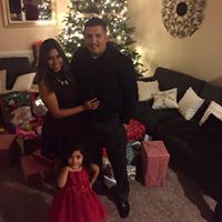 Ariana Robles Photo 6
