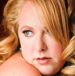 Jennifer Storey Photo 12