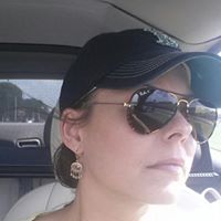Kristine Schneider Photo 31