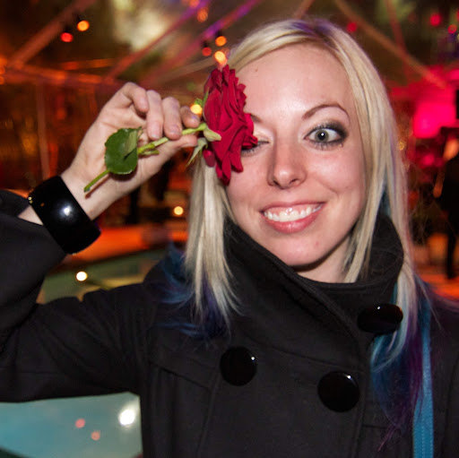 Melanie Barker Photo 18