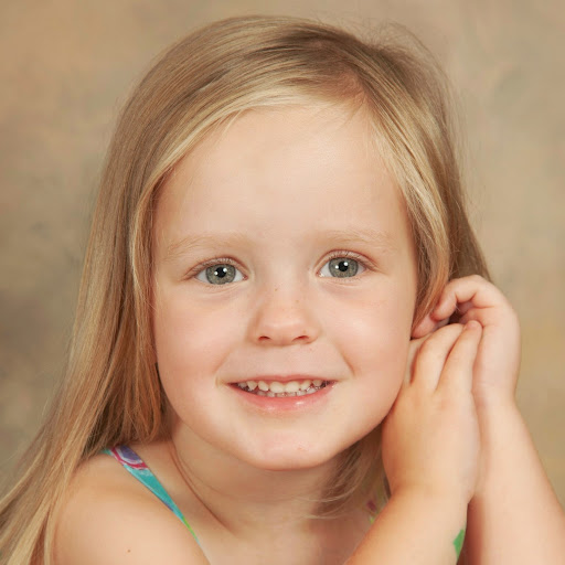 Elizabeth Bailey Photo 52