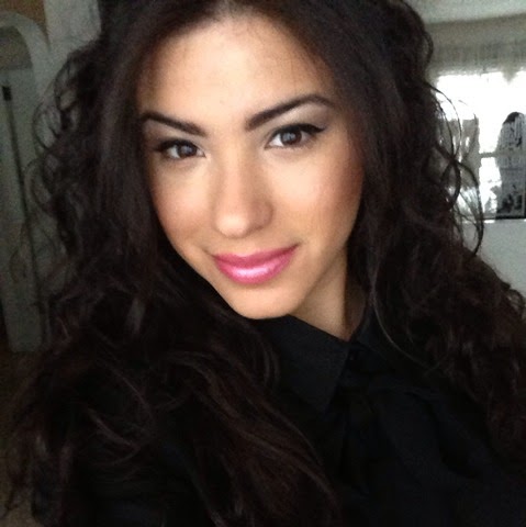 Jeanette Torres Photo 16