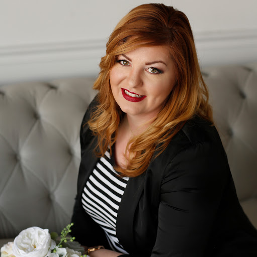 Mandy Miller Photo 14