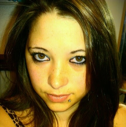Samantha Daly Photo 7
