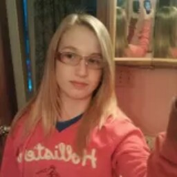 April Wright Photo 40