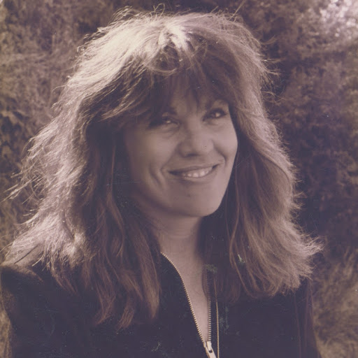 Linda Scott Photo 29