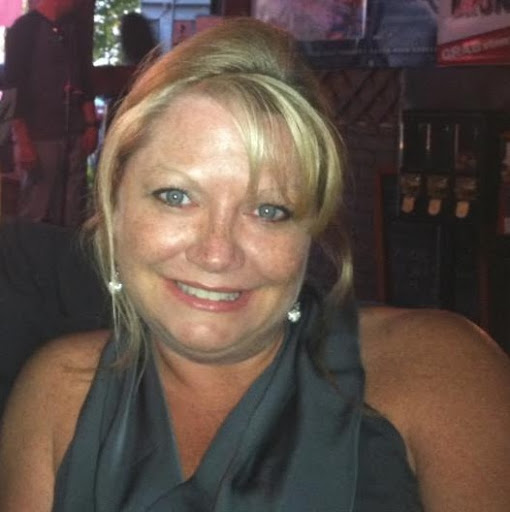 Angela Huff Photo 25