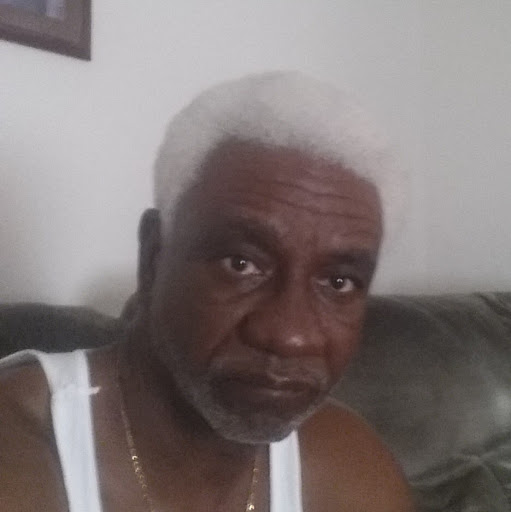 Dwight Jones Photo 45