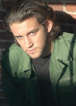 Carlos Alvarez Photo 42