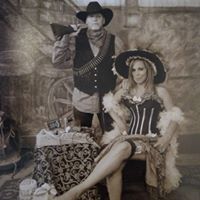 Debbie Howard Photo 18