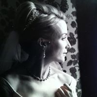 Michelle Hayes Photo 35