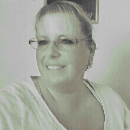 Paula Dyer Photo 34