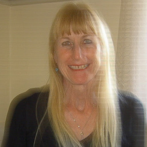 Suzanne Robinson Photo 42