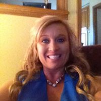 Elizabeth Pruitt Photo 40