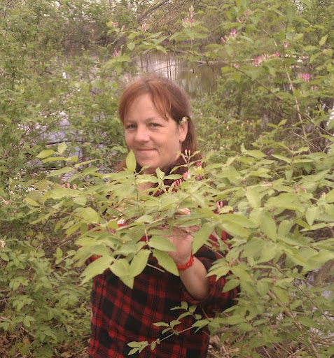 Christine Hardy Photo 18