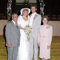 Pamela Crowe Photo 10