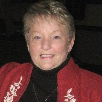 Julia Oliver Photo 6