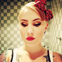 Traci Bush Photo 7
