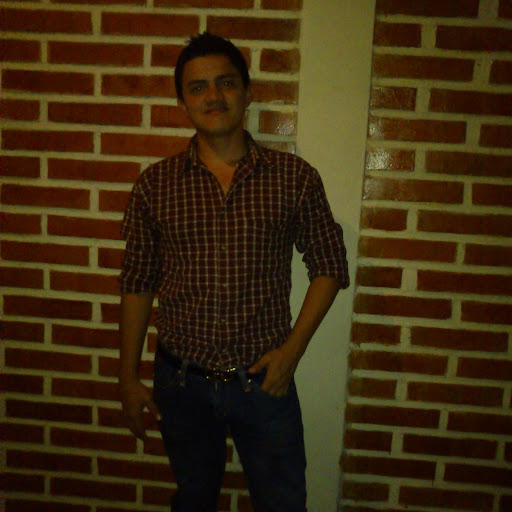 Fausto Moncada Photo 7