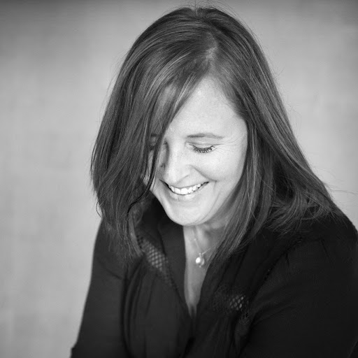 Christine Jones Photo 15