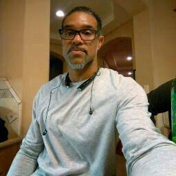 Ronald Thomas Photo 23