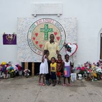 Michael Seaton Photo 30