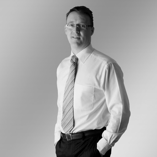 Jonathan Thacker Photo 12