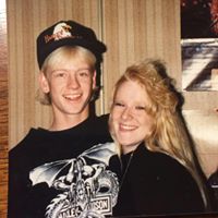 Michelle Duncan Photo 26