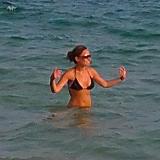 Kristina Sims Photo 25