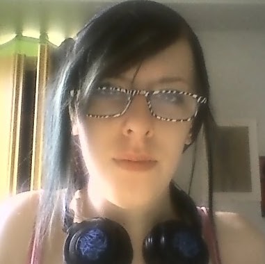 Amber Tuttle Photo 28