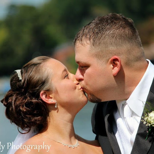 Sarah Chaney Photo 26