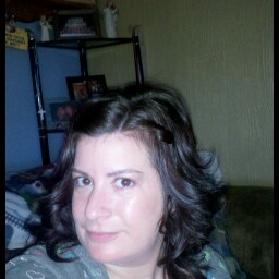 Lori Rowe Photo 24
