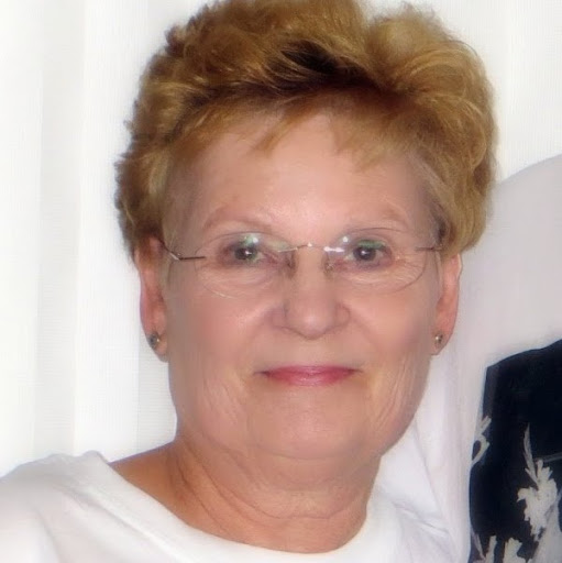 Mary Hutton Photo 53
