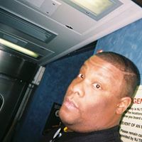 Derrick Harris Photo 31