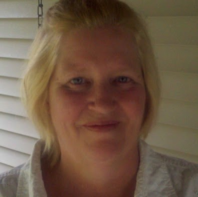 Michelle Clemons Photo 27