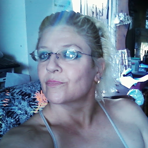 Sandra May Photo 30