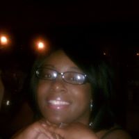 Veronica Rogers Photo 8