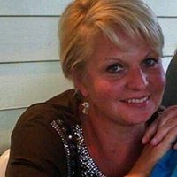 Renee Hahn Photo 21