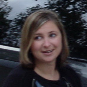 Julia Patterson Photo 27