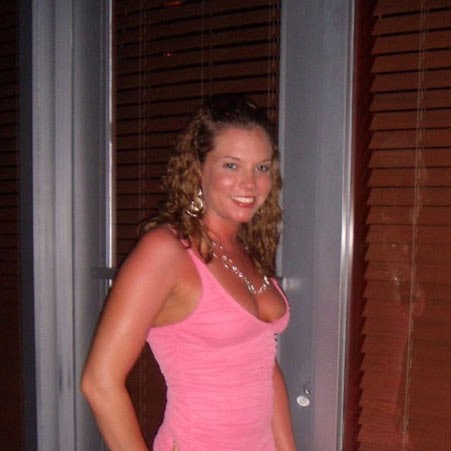 Elizabeth Workman Photo 7