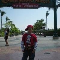 Nicholas Louis Photo 19