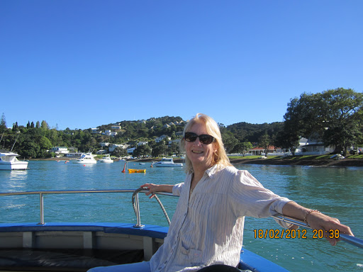 Suzanne Ryan Photo 8