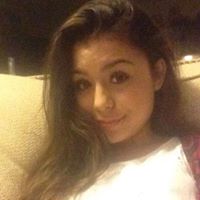 Desiree Flores Photo 23