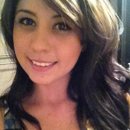 Andrea Herrera Photo 39