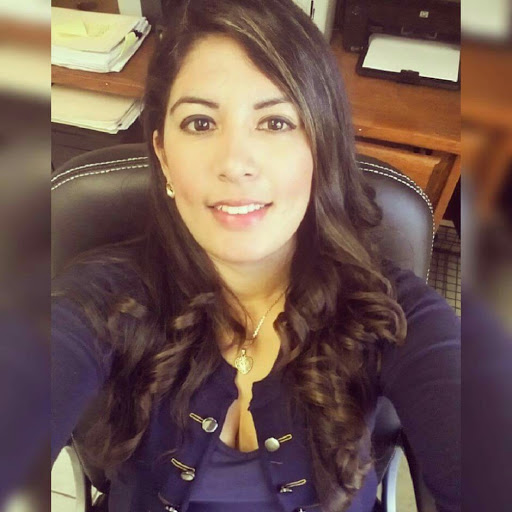 Claudia Castillo Photo 15