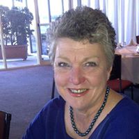 Julie Ogilvie Photo 4